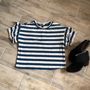 Striped & Cropped Shirt Universal Thread Sz XS Ruffle Fishermencore Cotton